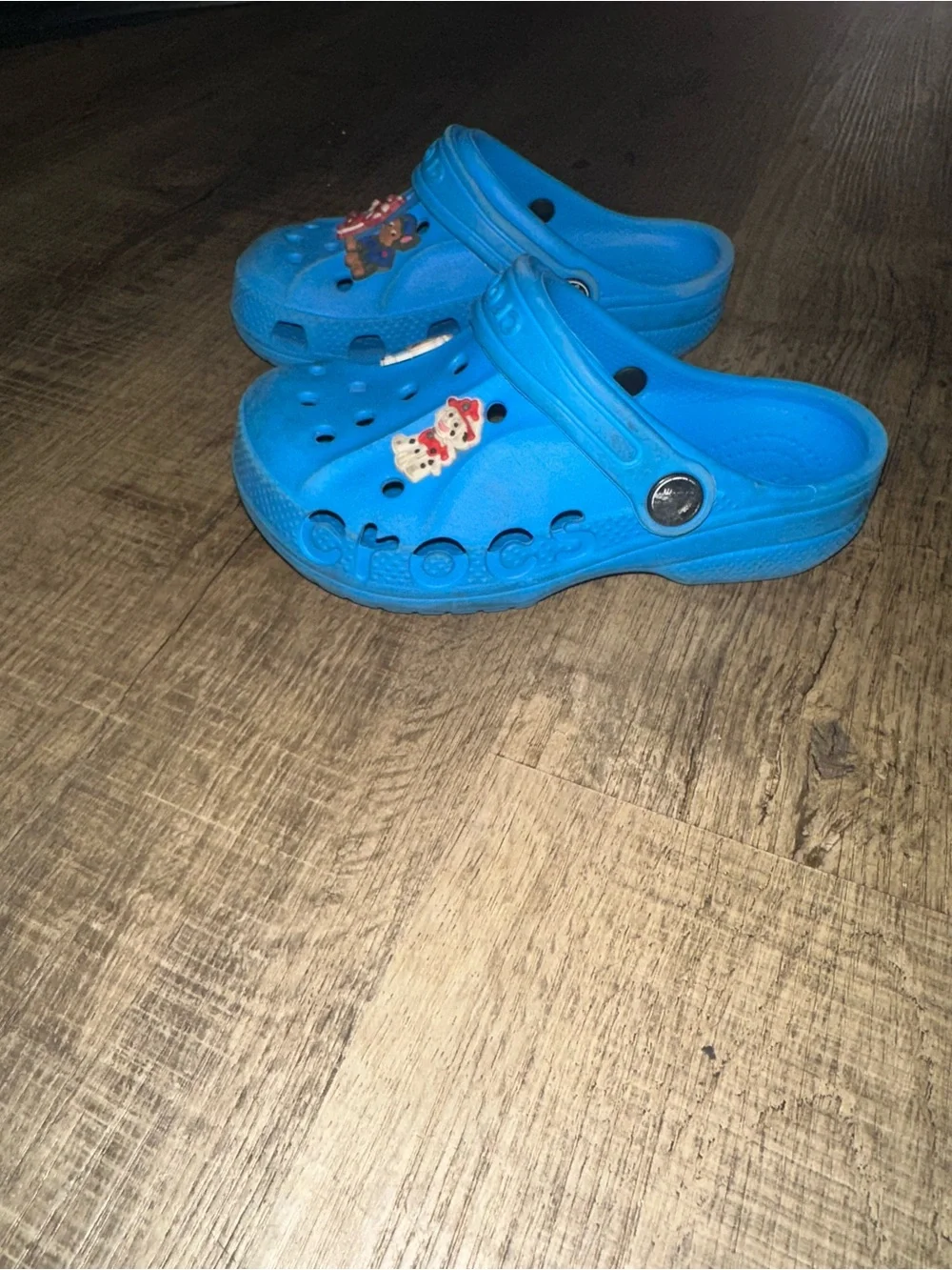 CROCS Kids' Blue Ventilated Clog with Character Charms size 12C Preowned